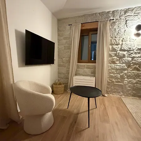 Casa Verona Βίλα Verunić